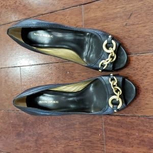 Black banana republic heels